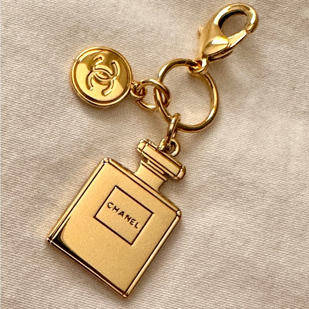 CHANEL PERFUME BOTTLE + MINI CC Double Sided Gold Charm on Lobster Clasp. New💛